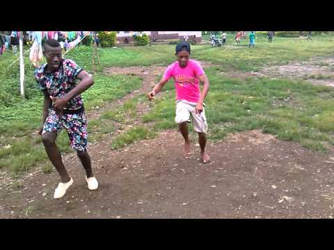 Francis Boy - XEKELE (2015) Groot & Ally Sstrang .