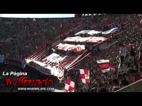 "Prepara La 24, Prepara La 26" Barra: Los Borrachos del Tablón • Club: River Plate