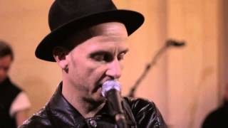 Samuli Putro: Kuka tahansa kelpaa (livenä Nova Stagella)