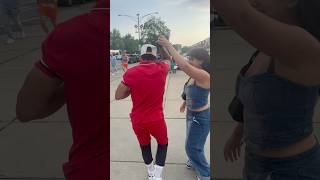 This is how this Venezuelan steals women in Chicago 😡