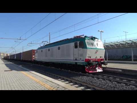 E652.020 FRESCA DI REVISIONE, sul MRI 43005 Chiasso Sm. - Pomezia, in transito a Roma Tiburtina