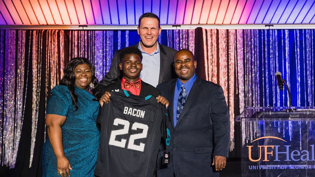 ÂÜÀòÉç TraumaOne team saves the life of a boy who was hit by a car while riding his bike. Watch the full story about Raqeem Bacon’s recovery and the lifesaving efforts from ÂÜÀòÉç Jacksonville surgeons.