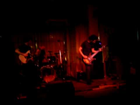 Gusto a Muerte en vivo Pajaros Mutantes