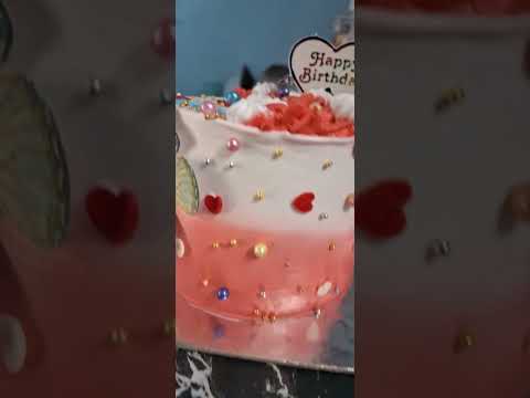 Mini Cake🤩#traditional #birthdaycake #dedicated #song
