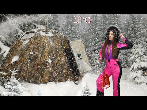 Wintercamping im Schneesturm mit warmem Zelt und Holzofen – ganz allein ❄️ ASMR