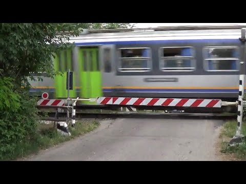Passaggio a livello Terni// level crossing