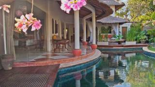 preview picture of video 'Esha Villa Umalas - Villa 1 - Where luxury, serenity, and lifestyle meet'