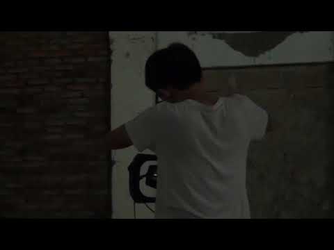 ABI RAMA - FACING A FAN