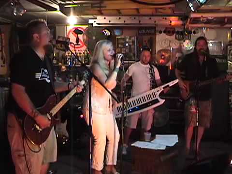 Laura & the Longhairs-