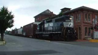 preview picture of video 'NS H44 at Sunbury, PA 8/11/09'