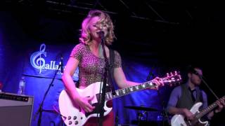 ''NEARER TO YOU'' - SAMANTHA FISH BAND w/ Horns @ Callahan's, May 2017