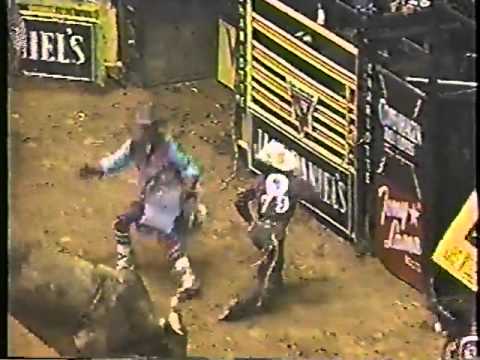 StrawberryWineReedCorder.MP4