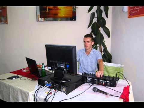 TRESHE  LIVE SYRIN MOJ MANUSHE HAPE VALLEN MOS E MBYLL ++ NGA  GENI-DJ