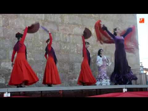La pintura de Ariadna González Hidalgo invita a la reflexión sobre lenguaje y realidad