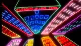 Pleasure of Love (Tom Tom Club) Subtitulos en español.