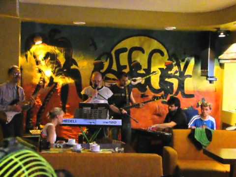 Dr.I-bolit feat DiaPositive - Песня китайского студента