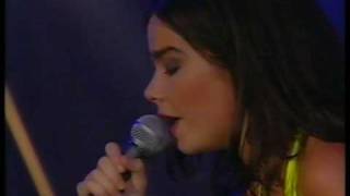 Bjork LIVE - "Big Time Sensuality" - stereo, '94