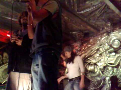 Famme Uooi -- Villa ada-- Ginko e Raina-- live  Genzano massive