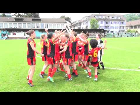 Belgian Red Flames U16 support Belgian Red Devils