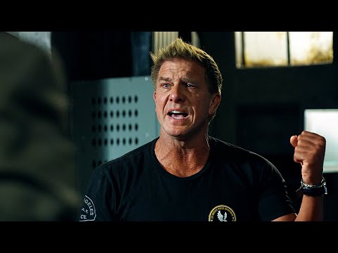 Luca vs His Father - S.W.A.T 1x07