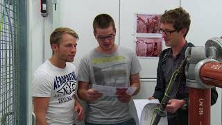 Lehre im Hochspannungslabor der ETH Zürich