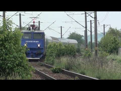 Tren IR1751 Bucuresti Nord - Suceava cu EA255 la intrare in Dolhasca - 20.05.2020