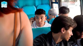 Video Carmesí de Neomai