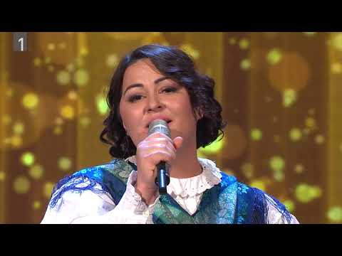 Urška Klobučar, Hana Zupan, Ana Šket, Ansambel Petra Finka - Rada bi še plesala (V petek zvečer)