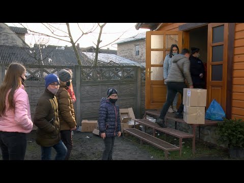 «Карітас» Словаччини передав допомогу коломийським родинам