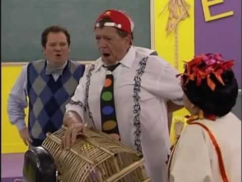 Maestra canuta regañando a chabelo