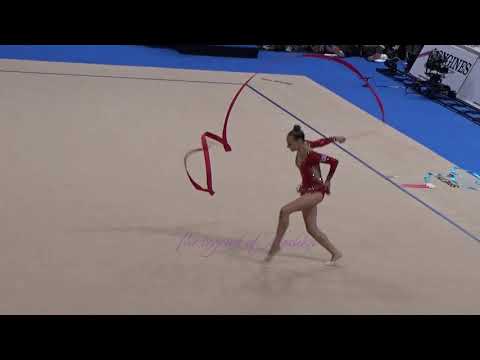 Arina LEINA (LAT) ribbon - 2015 Stuttgart worlds Qualifs