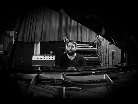 Abu Josh - Tirbachu blues Live