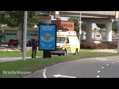 04/07/11 A1 Ambulance 17-167 Koninginnelaan Rozenburg