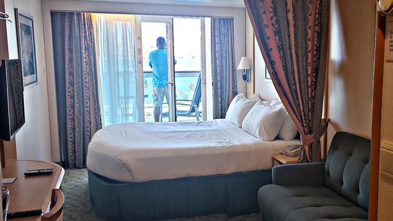 Freedom of the Seas - Cabin 9642 - Video 2