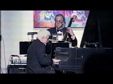 Peter Nero  plays West Side Story