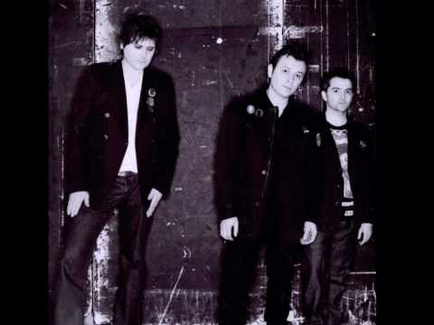 Manic Street Preachers - A Song For Departure (Maida Vale Studios 01/11/04)