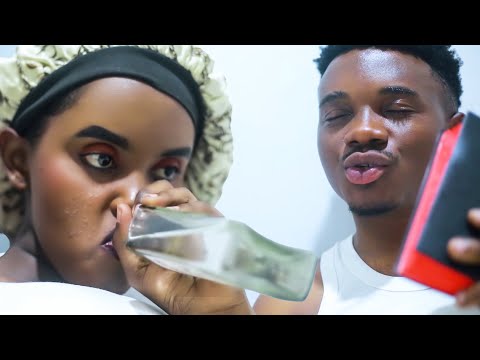 Biteye agahinda😭😭Iyo urongoye umugore w'isasu.🤦‍♂️asindira Mu Buriri. Salunixx Kubyakira byaranze.