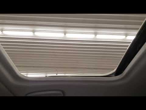 18I1211 - 2009 BMW 335 I - Power Sun Roof