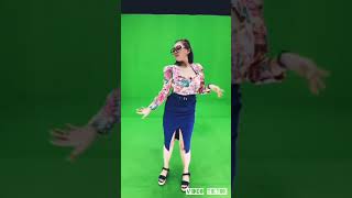 Download lagu Tante montok Body Semok goyang TikTok gunung gede mp3