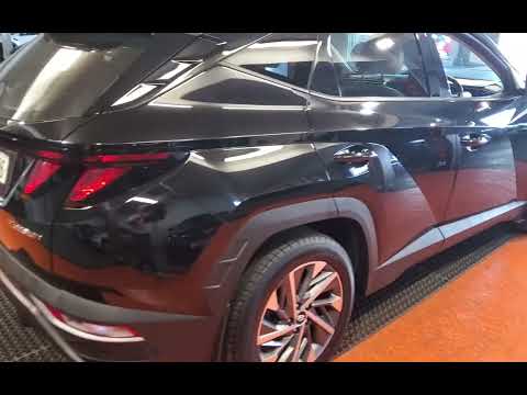 Hyundai Tucson 2WD Executive w.2 Tone Roof - Image 2