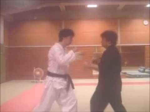 どこを突かれても、つかまれても、相手を崩す技法