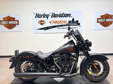 2026 FLHD Harley-Davidson® Deadwood™ Black Denim