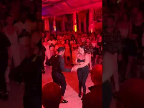 El maestro Maykel Fonts y Annie