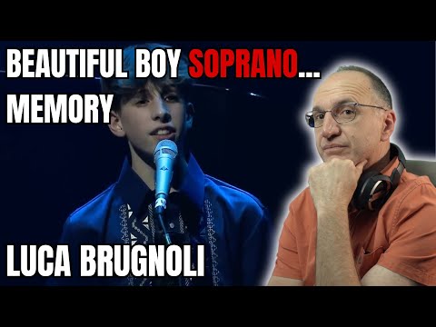 "Memory" (from the musical "Cats") - live cover by boy soprano LUCA BRUGNOLI - Vocal Coach Reaction