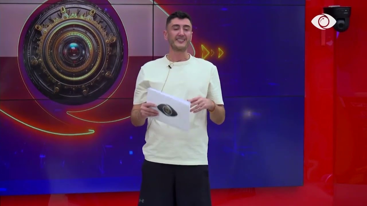 Zarf i bardhë brenda shtëpisë/ Banorët do të zhvillojnë lojën e parë të ndarë në grupe