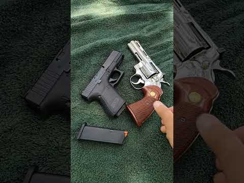 Why Revolvers are better than Glocks!!!!