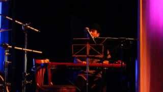 Akeboshi - Yellow Moon (LIVE) at Skecon 2013