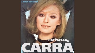 Kadr z teledysku La bamba tekst piosenki Raffaella Carrà