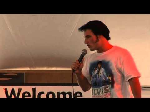Leo Days sings 'TOMORROW NEVER COMES' at Elvis Week 2007 (video)