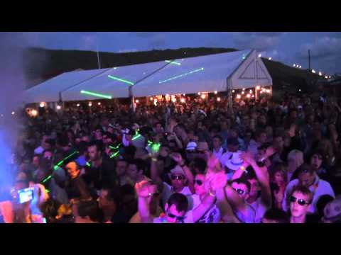 W&W Playing Mustang (Wezz﻿ Devall Remix) @ Luminosity Beach Festival 2011 Day 1 Part 10